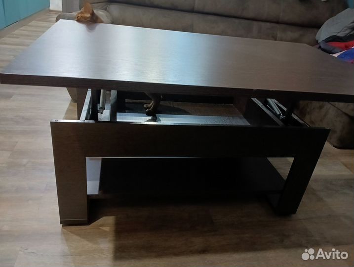 Журнальный стол