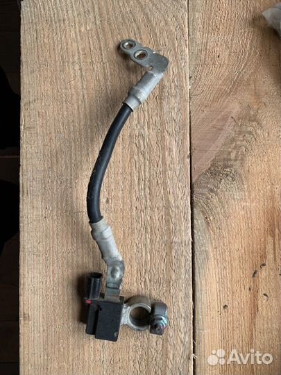 Минусовая клема Kia Ceed JD