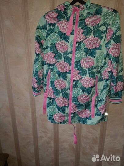 Ветровка для девочки