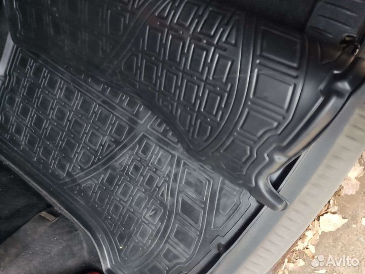 Коврик багажника largus 5 мест