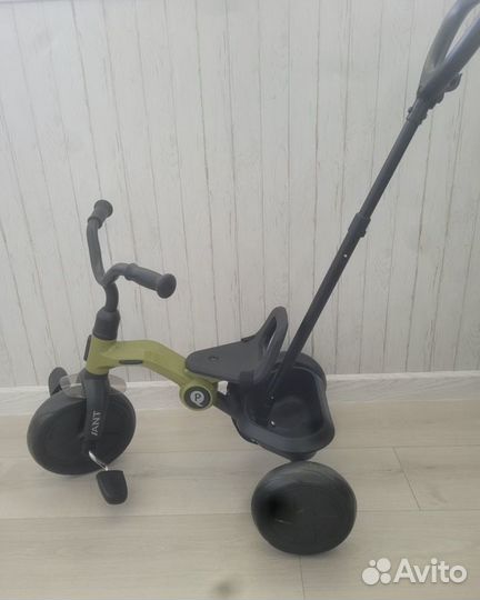 Склодной трехколесный велосипед