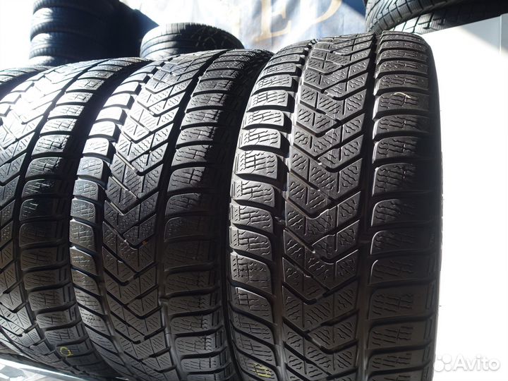 Pirelli Scorpion Winter 275/35 R22