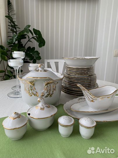 Столовый сервиз новый