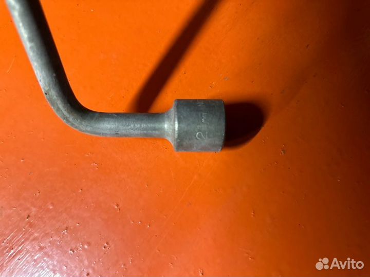 Балонник Toyota Prius ZVW50 2ZR-FXE 2016