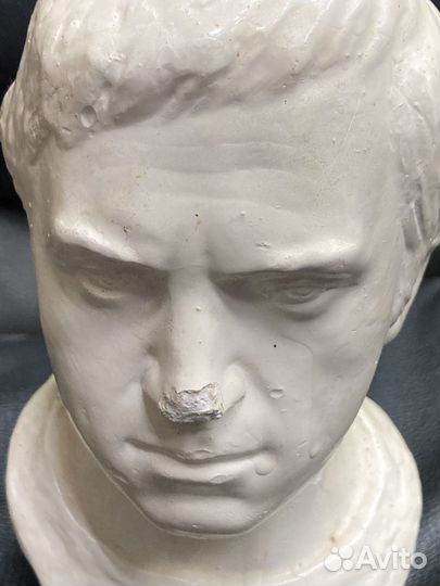 Бюст Высоцкий