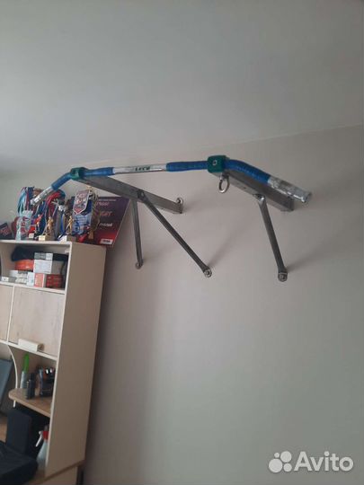 Турник настенный леко