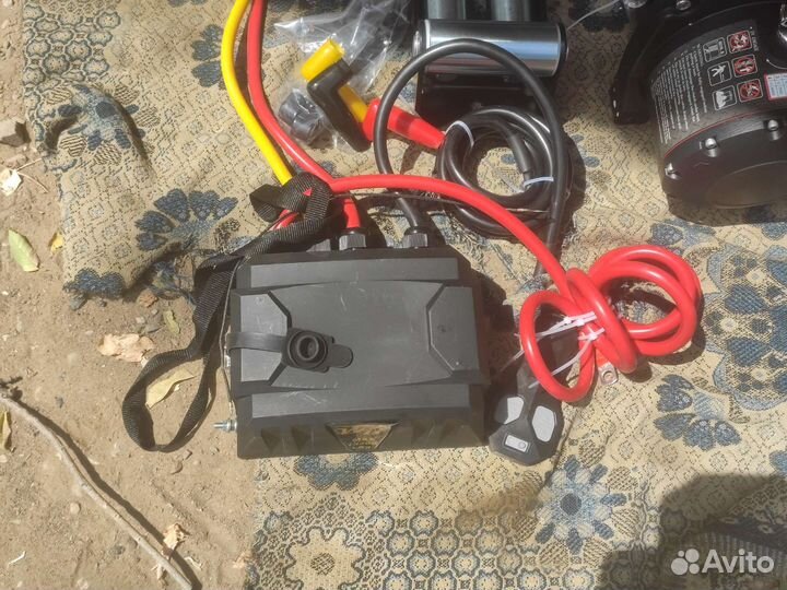 Лебедка на большой джип, мощный эвакуатор