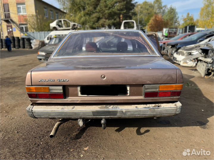 В разборе Audi 100 C2 WB 2.2 МКПП