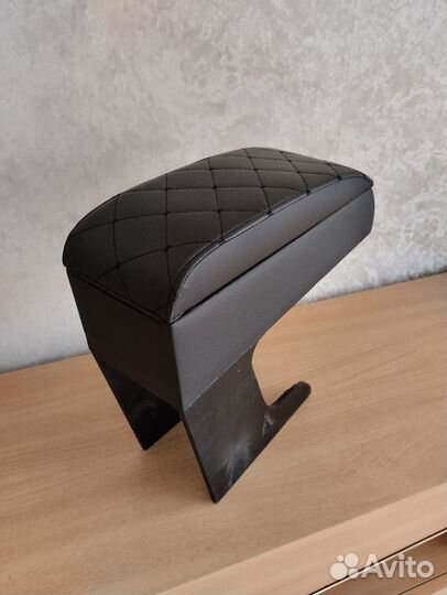 Подлокотник на ваз 2114