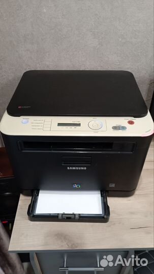Принтер цветной samsung CLX-3185