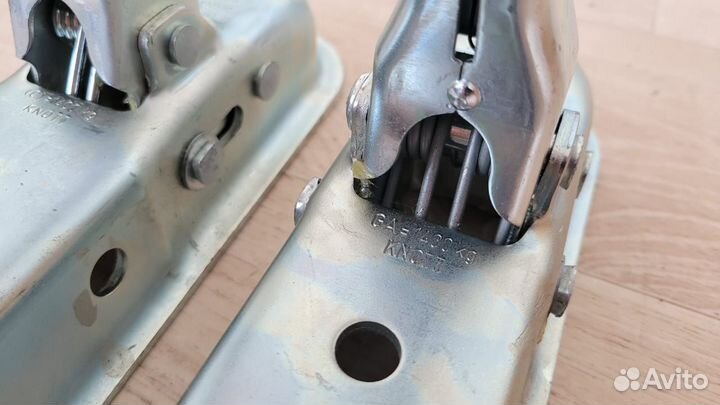 Усиленный замок на легковой прицеп