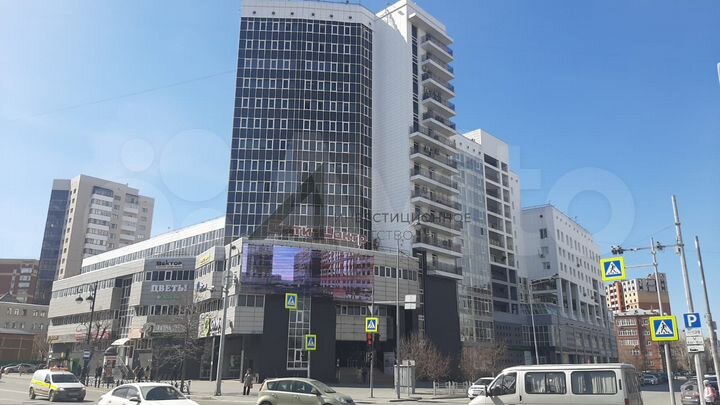 Аренда 107 кв в ТЦ 