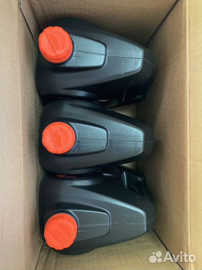 Моторное масло 4-х тактных 5W40 4T XPS BRP 779291