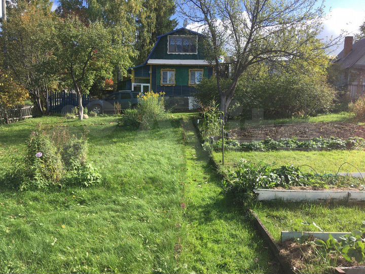 Дом 68 м² на участке 9,7 сот.