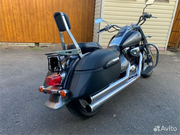 Suzuki boulevard C90