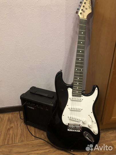 Комплект Электрогитара Fabio ST100 + Комб.ус 10w