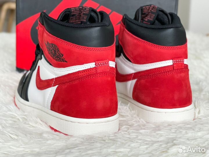 Кроссовки Nike Air Jordan 1 High Track Red