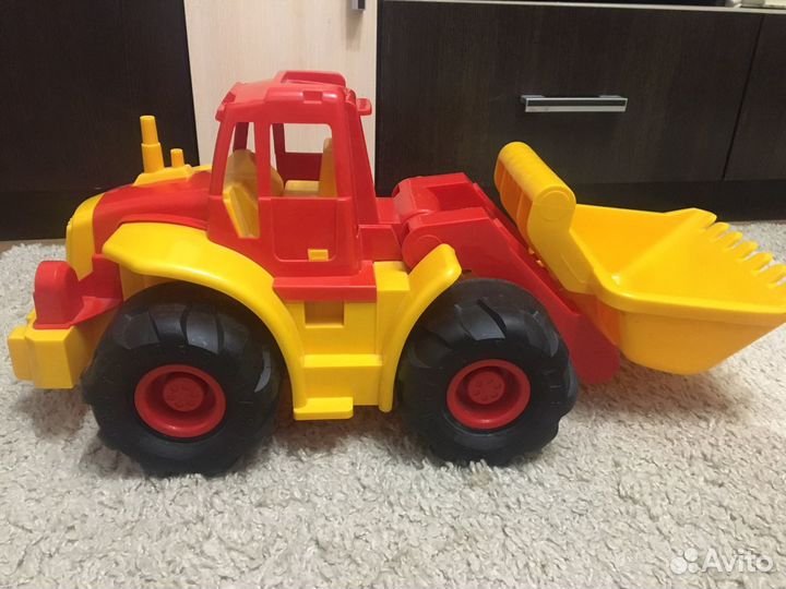 Детский трактор