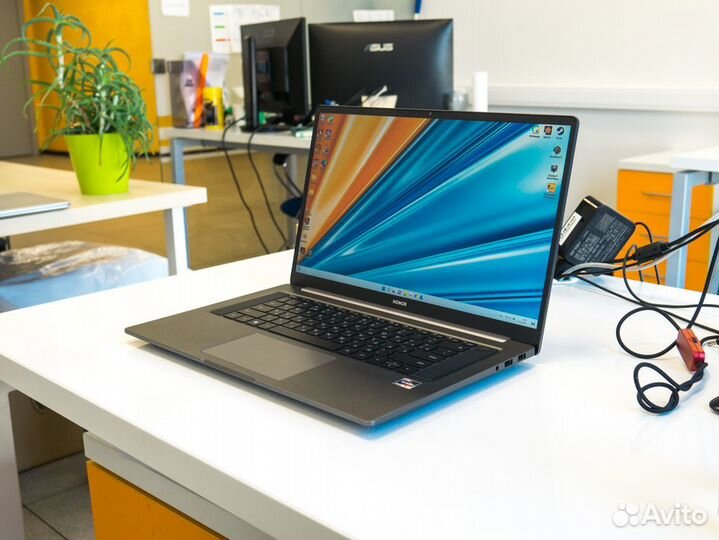 Honor MagicBook X16 2024, 16+512Gb, Core i5 12450H