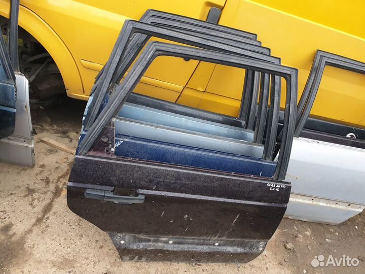 Дверь задняя правая vw passat b3 пассат б3 в3 3