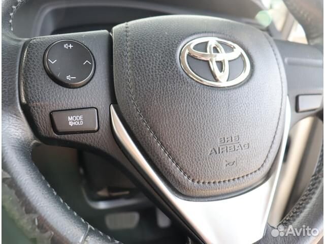 Toyota Isis 1.8 CVT, 2015, 52 000 км