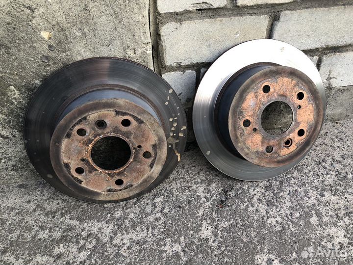 Задние тормозные диски toyota camry 55