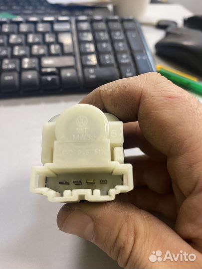 Датчик стоп сигнала