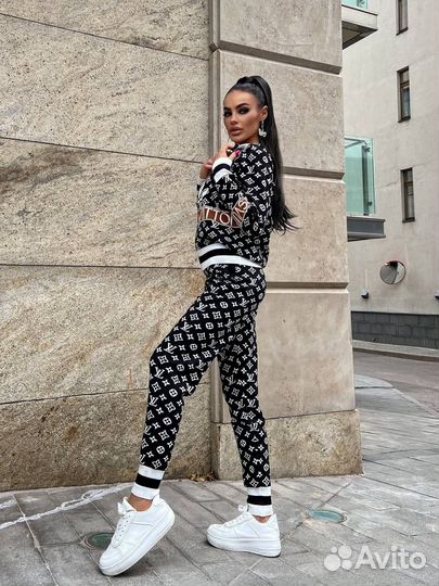 Трикотажный спортивный костюм Louis Vuitton