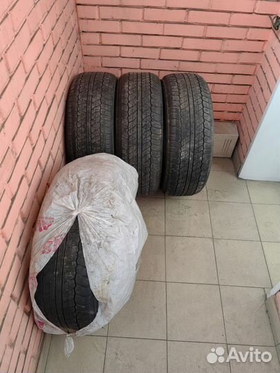 Dunlop Axiom Plus 265/60 R18