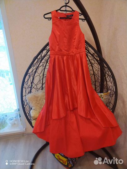 Вечернее платье