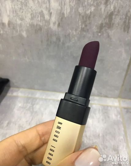 Bobbi brown помада