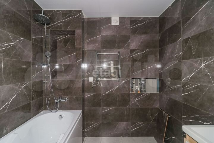 2-к. квартира, 60,7 м², 6/17 эт.