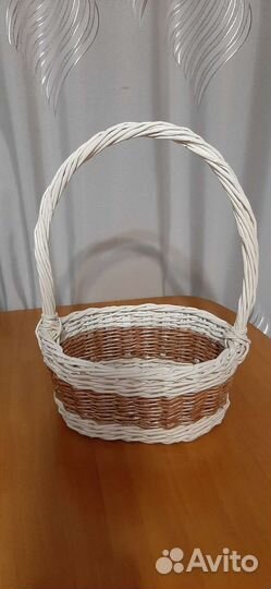 Корзинка плетенная