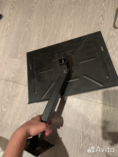 Кронштейн для телевизора