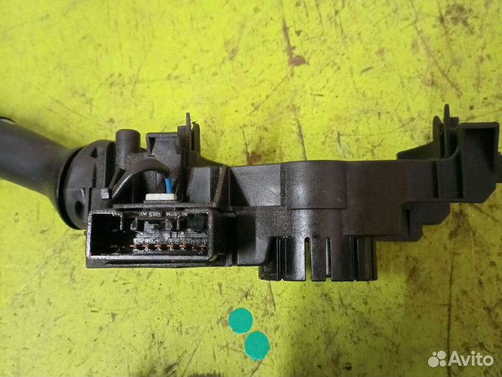 Подрулевой переключатель света Toyota Corolla 150