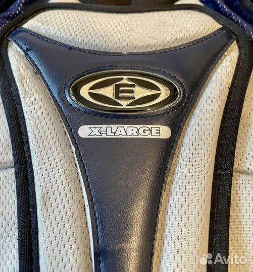 Хоккейный панцырь Easton synergy 700