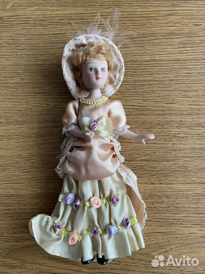Куклы фарфоровые коллекционные