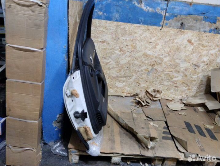 Дверь боковая передняя правая Audi A6 C6 4F BDX