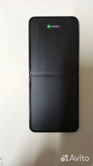 Samsung Galaxy Z Flip4, 8/256 ГБ