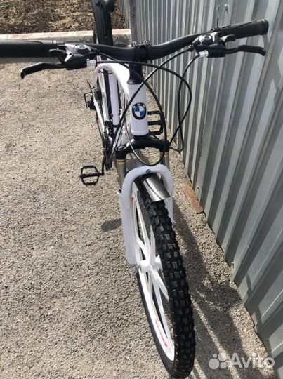 Велосипед BMW