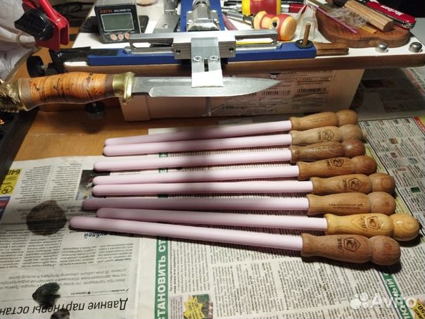 Мусаты из розового электрокорунда разные