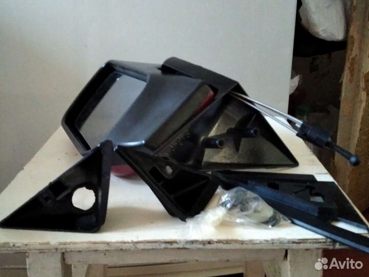 Зеркала заднего вида. Левое и правое