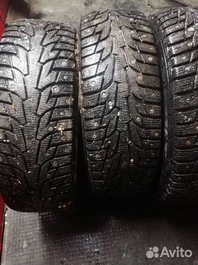 Hankook Winter I'Pike 215/65 R16 98T