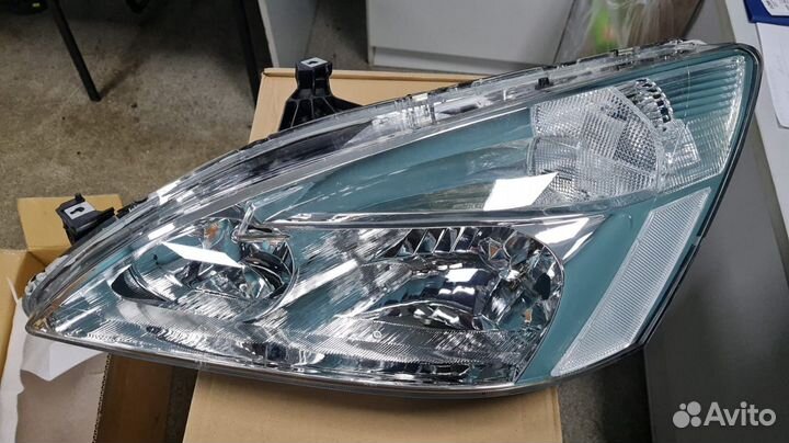 Фара левая honda accord 03-07