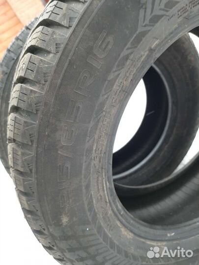 Nokian Tyres Hakkapeliitta 10p SUV 215/65 R16