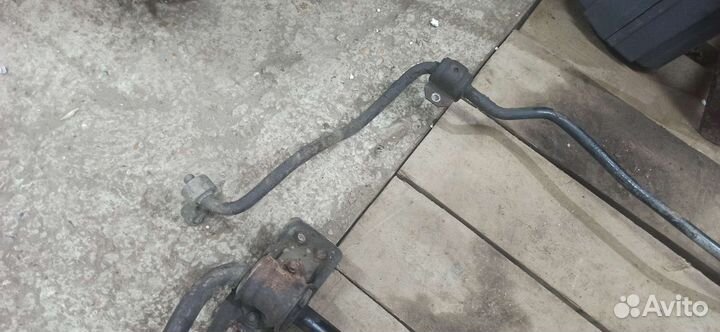 Спу стабилизатор поперечина на BMW e32