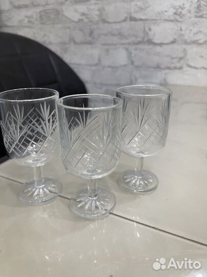 Рюмка с металлическим дном,рюмка на ножке