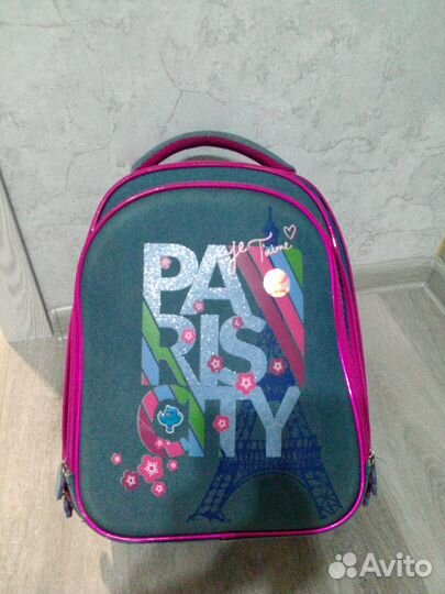 Портфель школьный