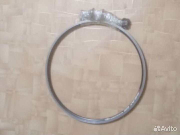Обод 26 дюймов со спицами, и новой фтулкой