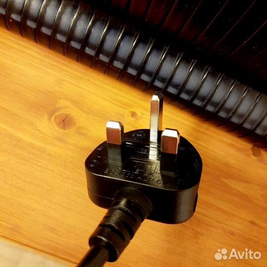 Кабель английская вилка с предохранителем 10А